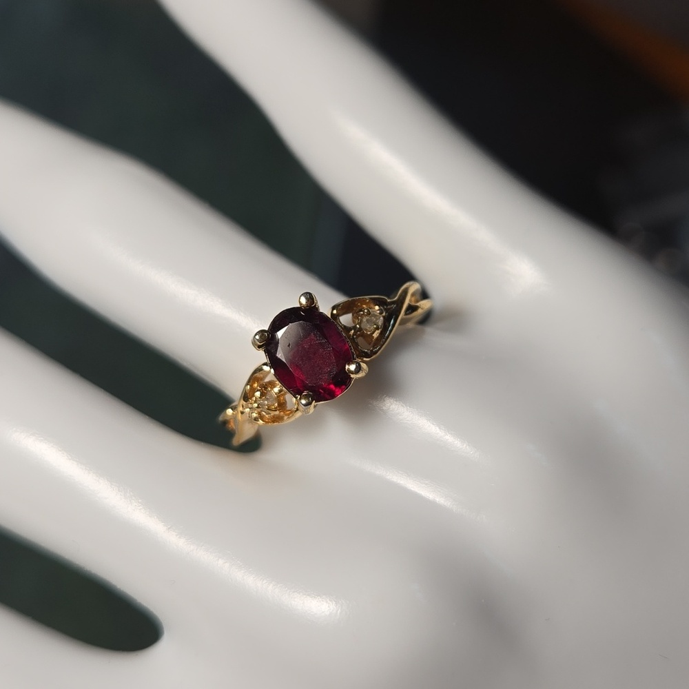Gio Lind 14K HGE Diamond & Garnet Vintage Ring